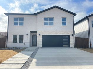 1423 Diceman Ave, Dallas, TX 75203