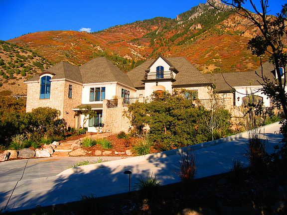 2nd image of 130 N Bald Mountain Dr