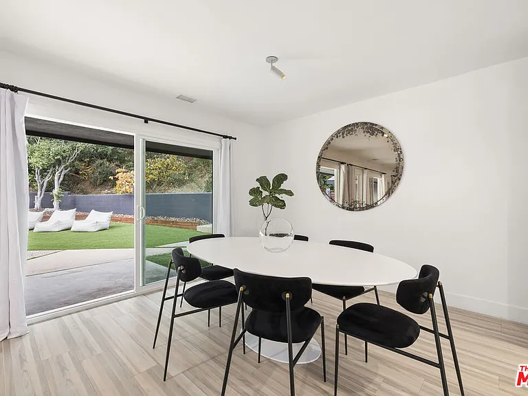 9289 Swallow Dr — Photo 13