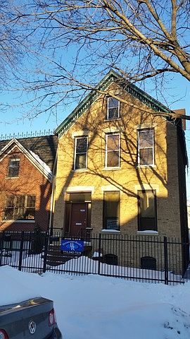 2nd image of 1311 N Bell Ave
