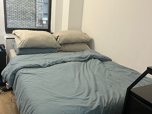 2nd image of 50 W 34th St APT 18A4