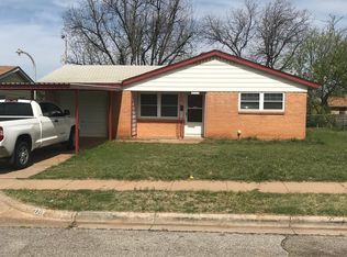 2712 Ridgeway Dr, Wichita Falls, TX 76306