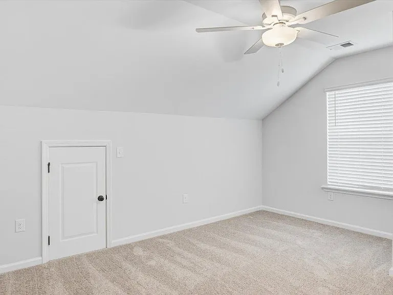 179 Garden Row Dr N — Photo 28