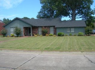 1786 E Sudan Cir, Greenville, MS 38701