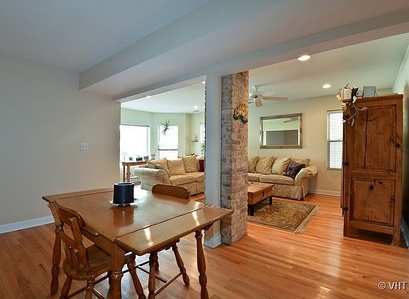 4th image of 2924 N Talman Ave #1