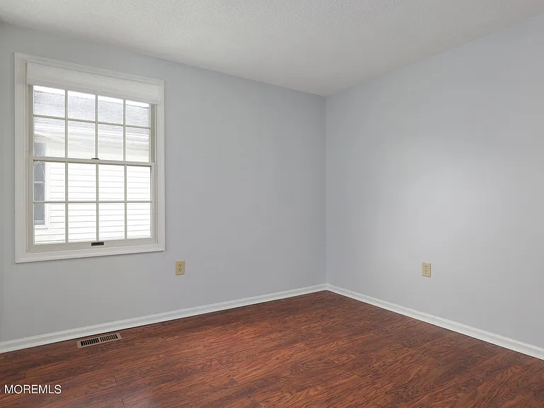16 Pine Tree Ln — Photo 20