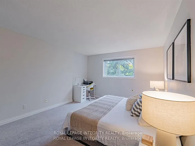 400 Fenerty Ct #5 — Photo 24