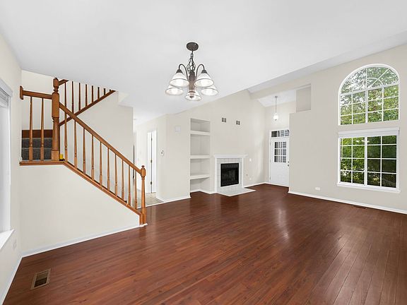 2nd image of 17 E Country Walk Dr #17