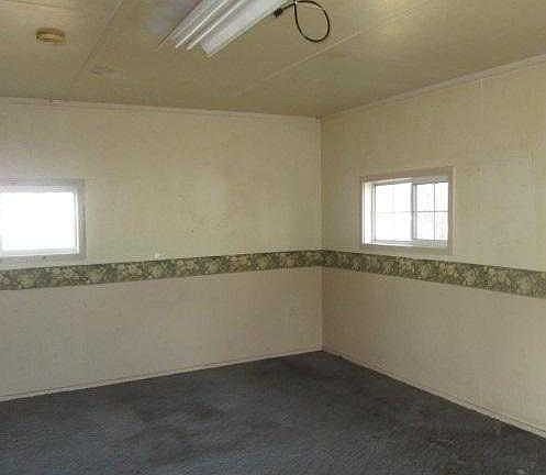 detached bld interior