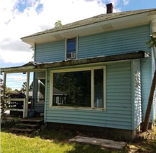 2nd image of 16 Roberts St