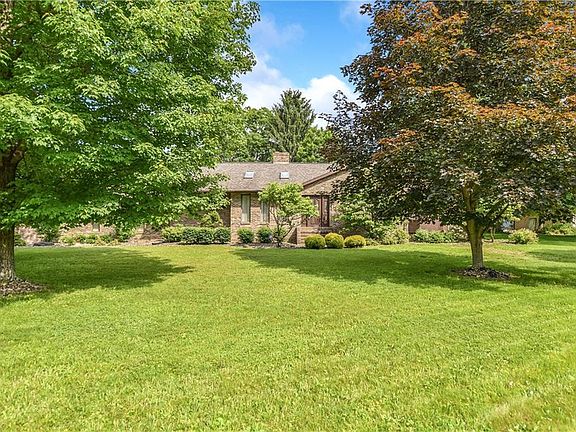 4th image of 123 Haviland Dr