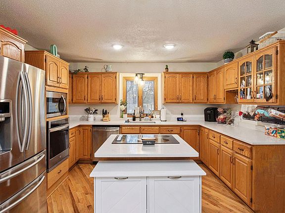 5th image of 17295 Ward Lake Dr NW