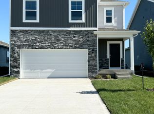 1251 NW Williamsburg Ln, Waukee, IA 50263
