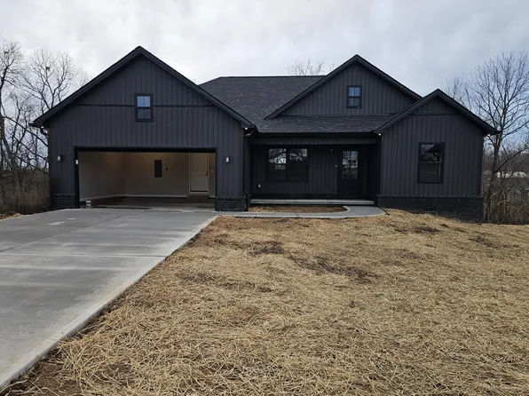 437 Pinehurst Way, Harrodsburg, KY 40330