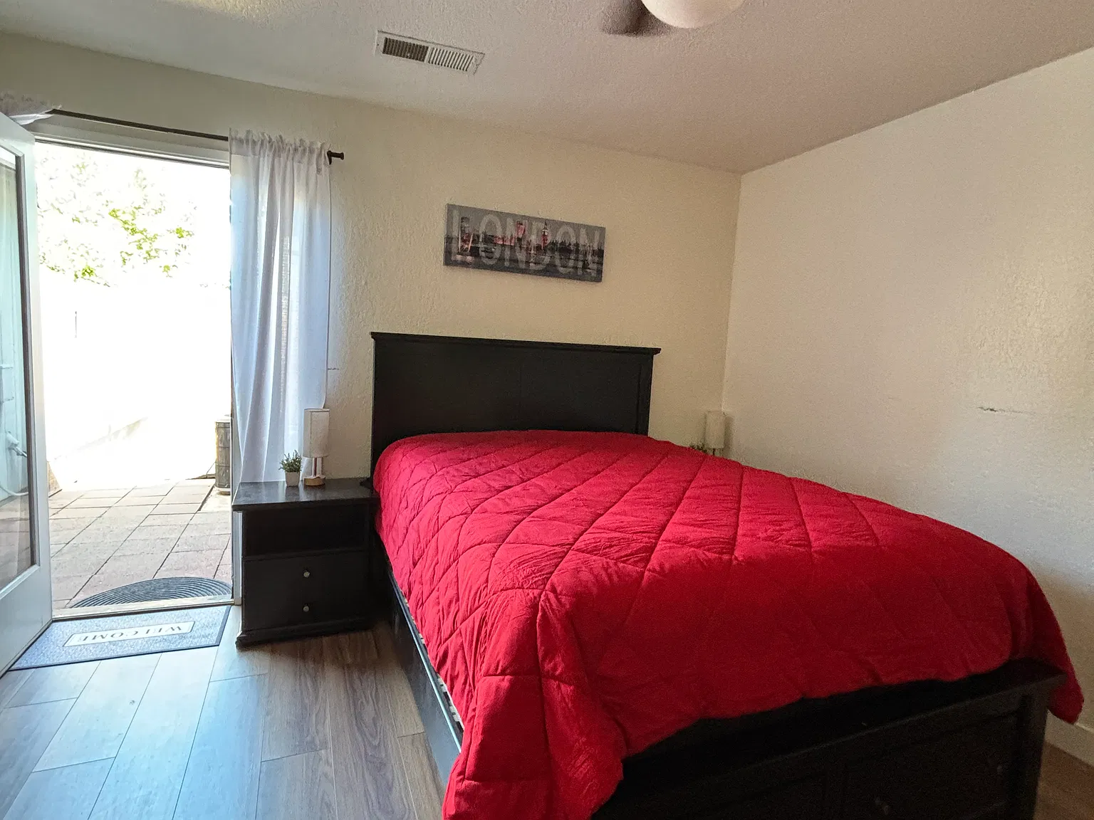 Allisha Ln, Tracy — Photo 4