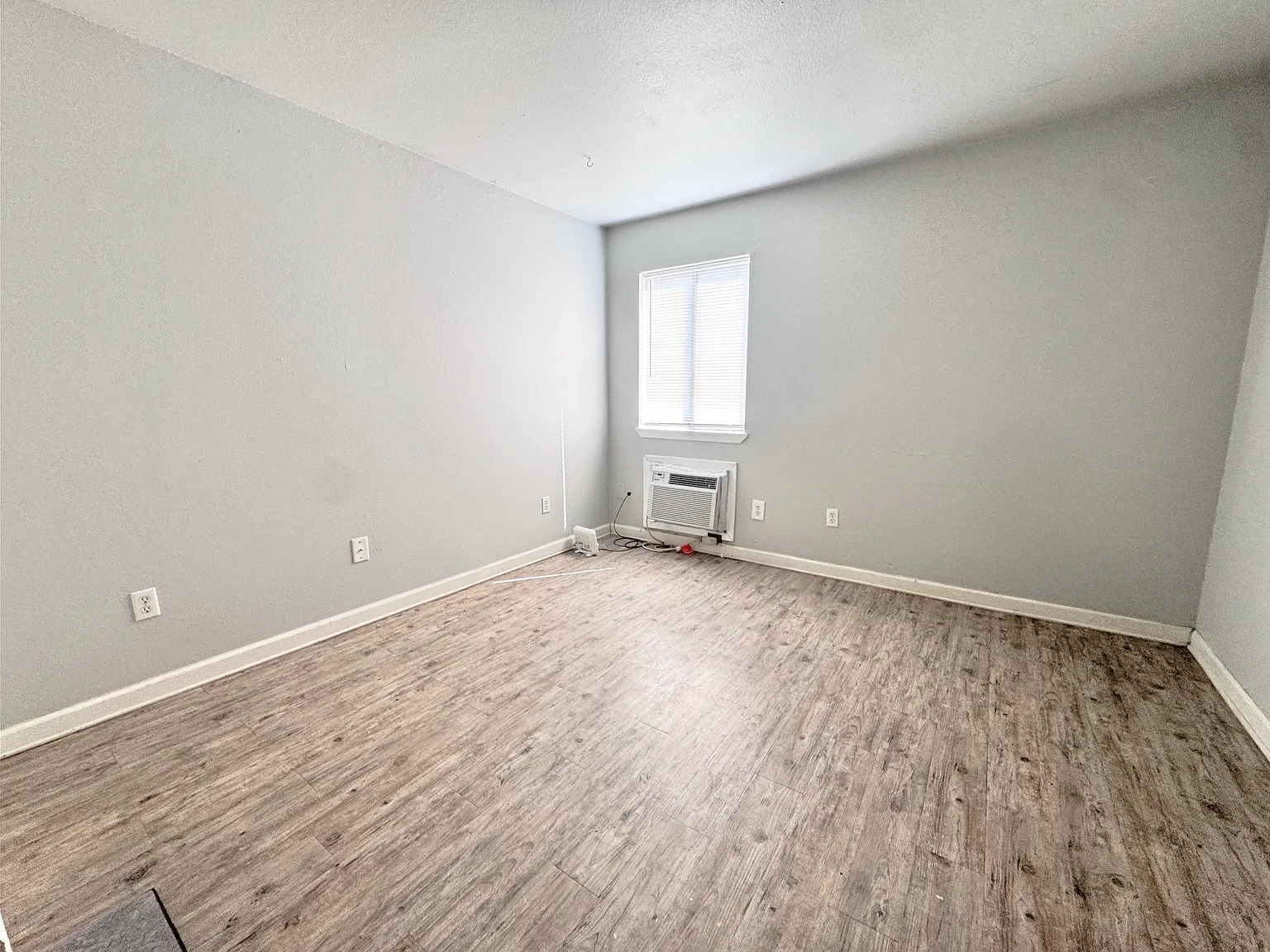2 bed, 650 sqft, $775 — Photo 3