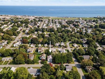 16 Coffey Ave, Narragansett, RI, 02882
