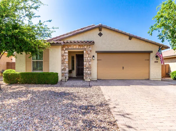 2731 E Cherry Hill Drive, Gilbert, AZ 85298