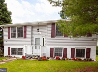 601 York Ln SE, Leesburg, VA