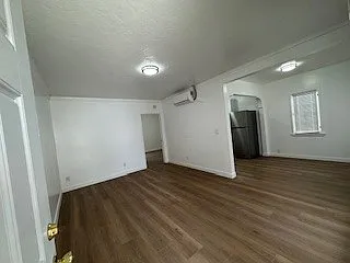 323 1/4 S Avenue 20 — Photo 4