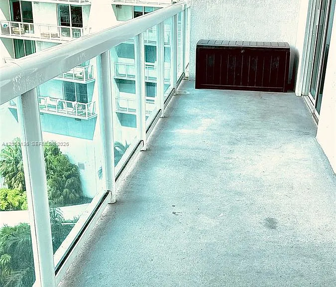1800 N Bayshore Dr #1906 — Photo 9
