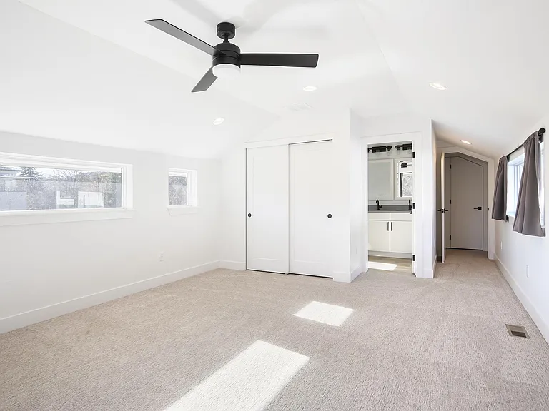 2134 S Josephine St — Photo 13