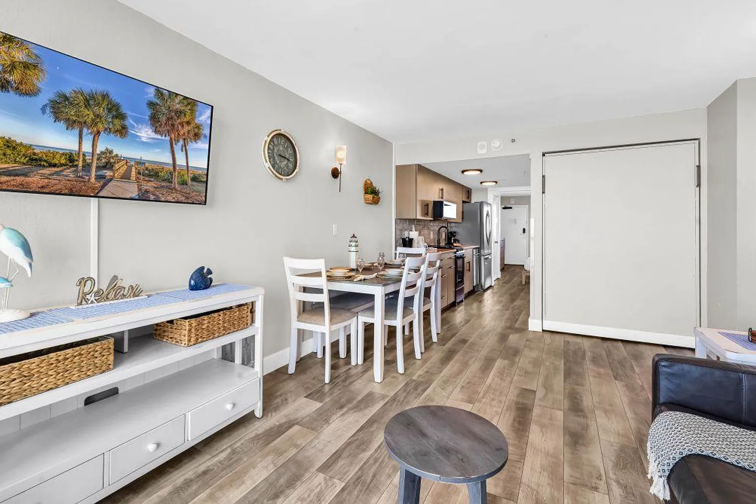 1 bed, 1.0 bath, 548 sqft, $2,879 — Photo 4