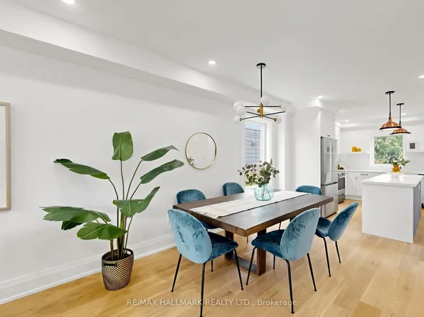 44 Queensdale Ave, Toronto, ON M4J 1X9