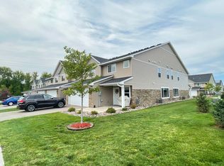7930 210th St W, Lakeville, MN 55044