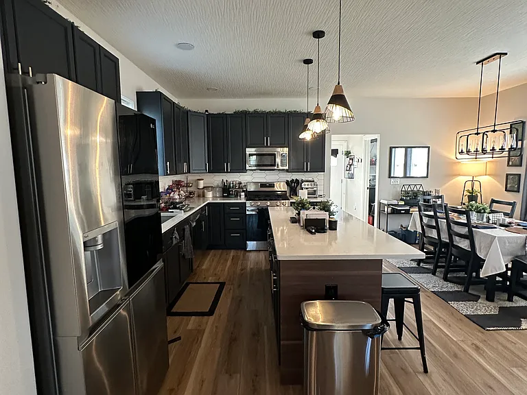 157 N Powell Ave — Photo 7