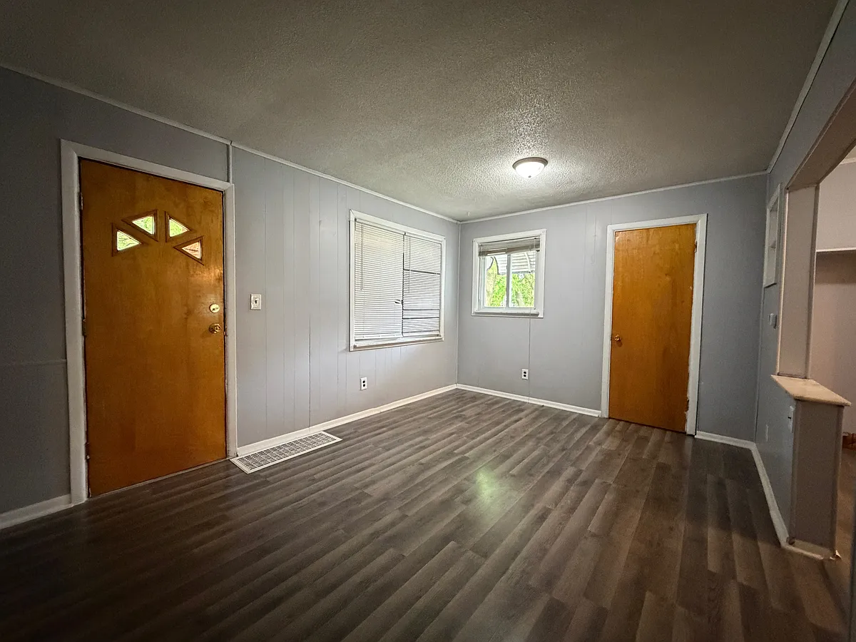 Building Photo - 1207 Forest Hill Ave