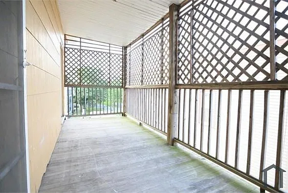 4 Burton Ave #3 — Photo 12