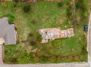 129 Alum Creek Rd, Smithville, TX 78957