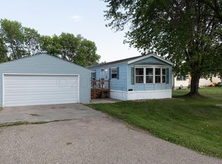 419 3rd Ave, Mapleton, ND 58059