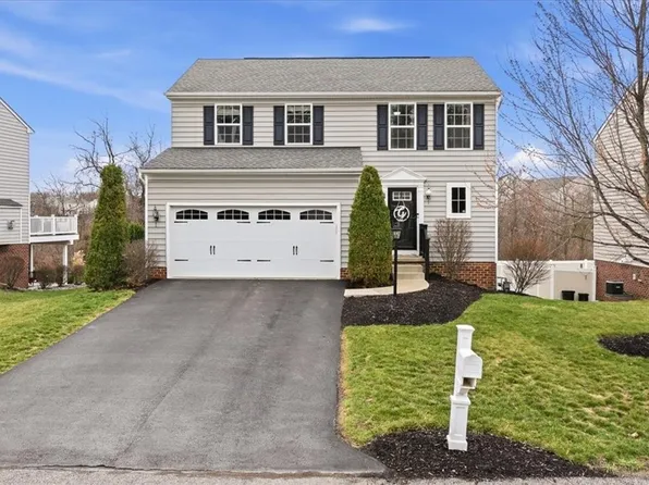 235 Long Ridge Dr, Coraopolis, PA 15108