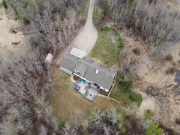 4th image of 52109 Range Rd #224-61