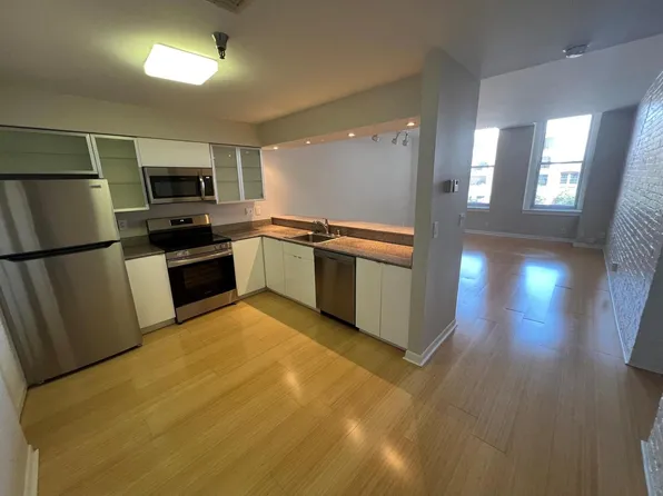 234 North Broadway #215, Milwaukee, WI 53202