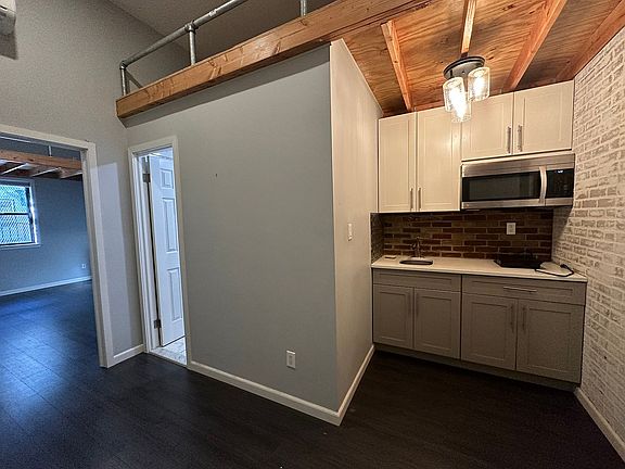 3rd image of 298 Troutman St #1B