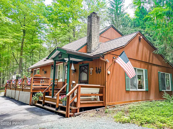 101 Cedar Ln, Greentown, PA 18426