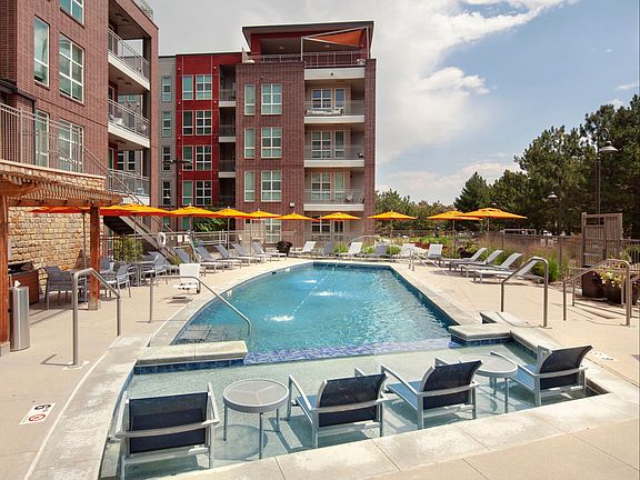 DryCreek_amenity_pool (1)