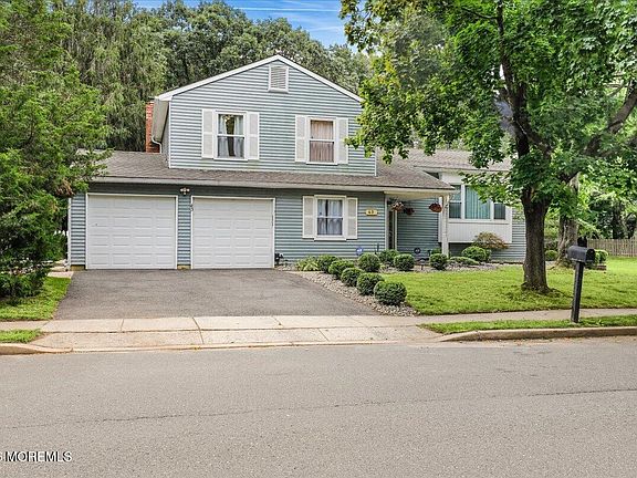 2nd image of 43 Glen Arden Drive