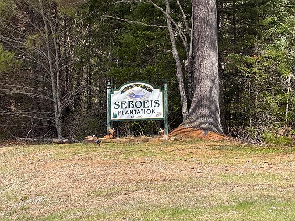 2nd image of 1163 Seboeis Road