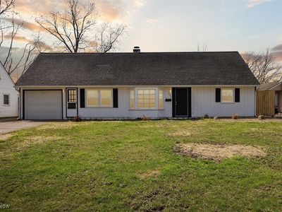 4890 Greenwood Dr, Sheffield Lake, OH, 44054