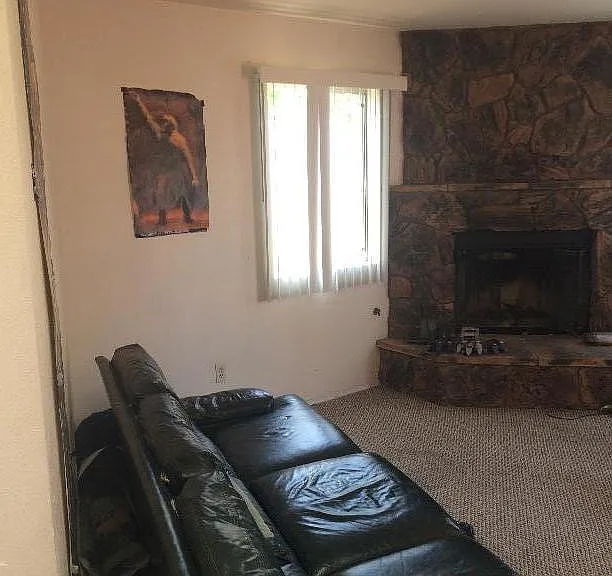 6683 Julie St — Photo 7