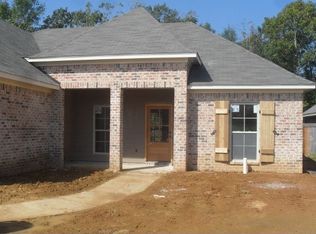 242 Greenfield Ridge Dr, Brandon, MS 39042