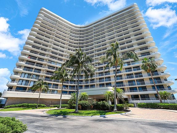 5th image of 440 Seaview Ct APT 1901