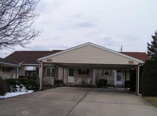 883 Rustic Hill Dr, Chambersburg, PA 17201