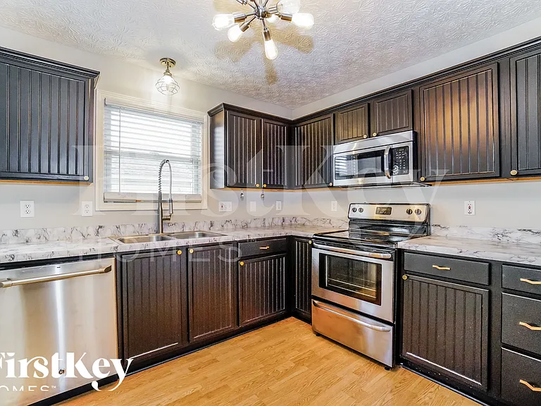 2973 Seeger St — Photo 8