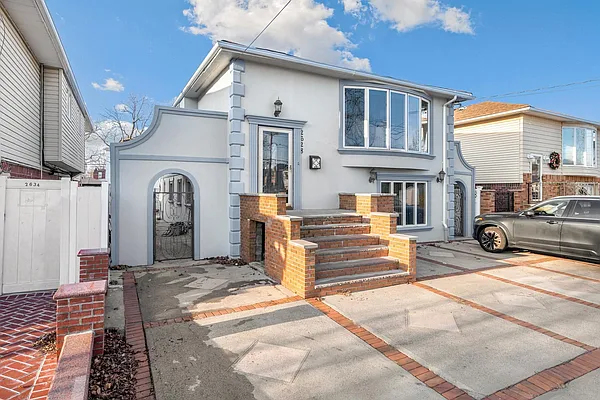 Sold by Douglas Elliman | media 2