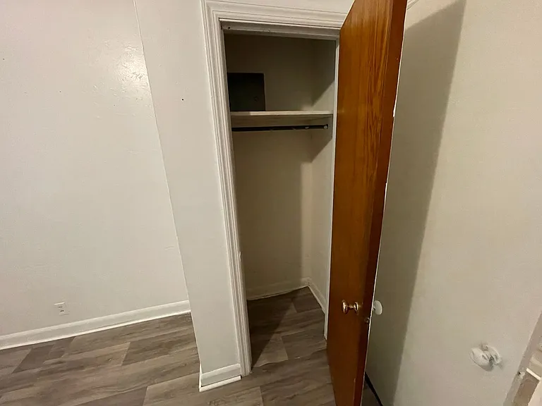 807 Memory Ln — Photo 9